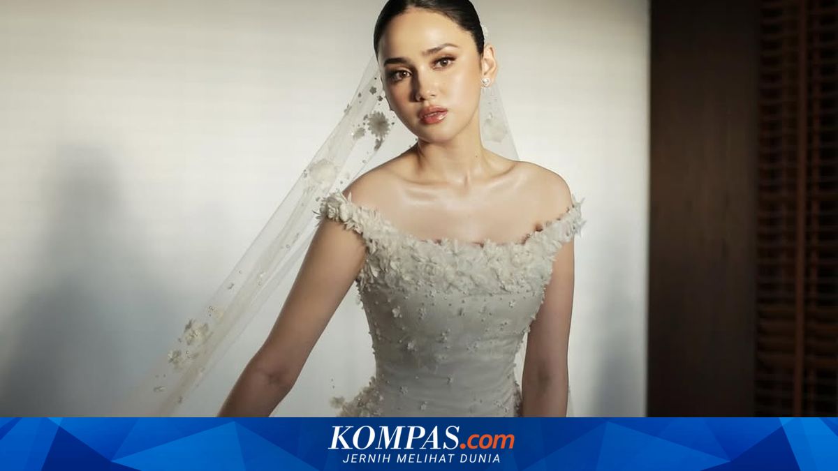 Gaun Pengantin Syifa Hadju di Bali, Kombinasi Elegan dan Romantis