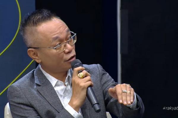 Tanggapan Ade Darmawan atas Protes Roy Suryo