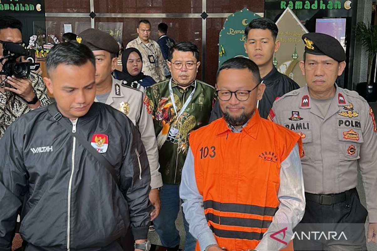 Kejahatan yang Didakwakan kepada Gus Alex, Merugikan Negara Rp 622,09 Miliar
