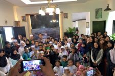 Boni Hargens Menggelar Doa Perdamaian Bersama Ratusan Anak Yatim Piatu