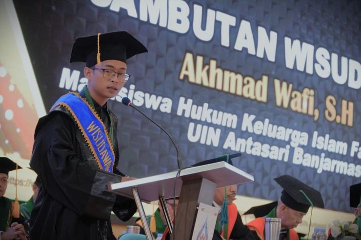 Wisudawan Terbaik UIN Antasari: Cerita Inspiratif Wafi