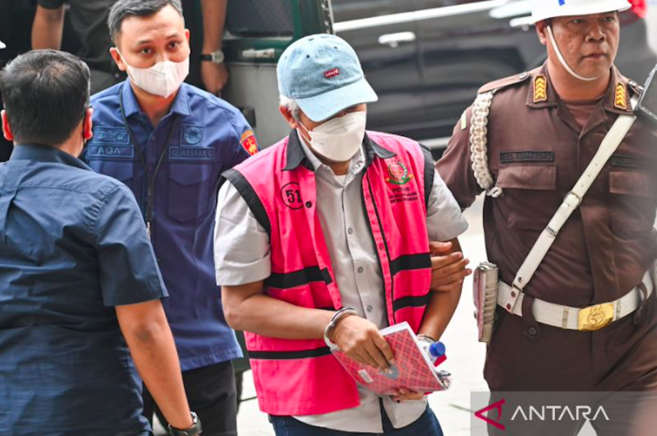 Pemeriksaan 10 Jam, Eks Jampidsus Febrie Adriansyah Terima 50 Pertanyaan Terkait Kasus TPPU