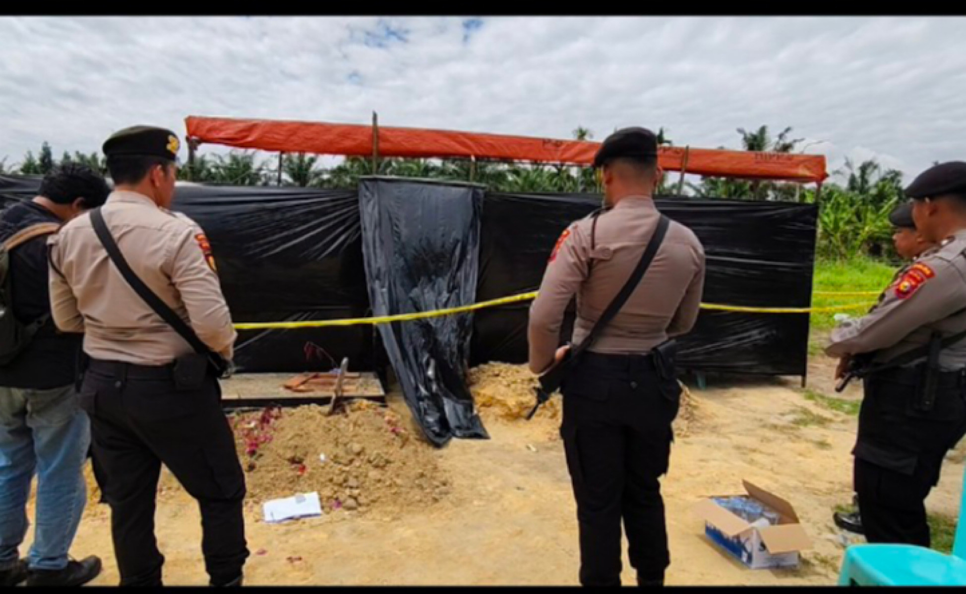 Ekshumasi Makam Siswa SMK di Riau Terkait Kasus Perkelahian