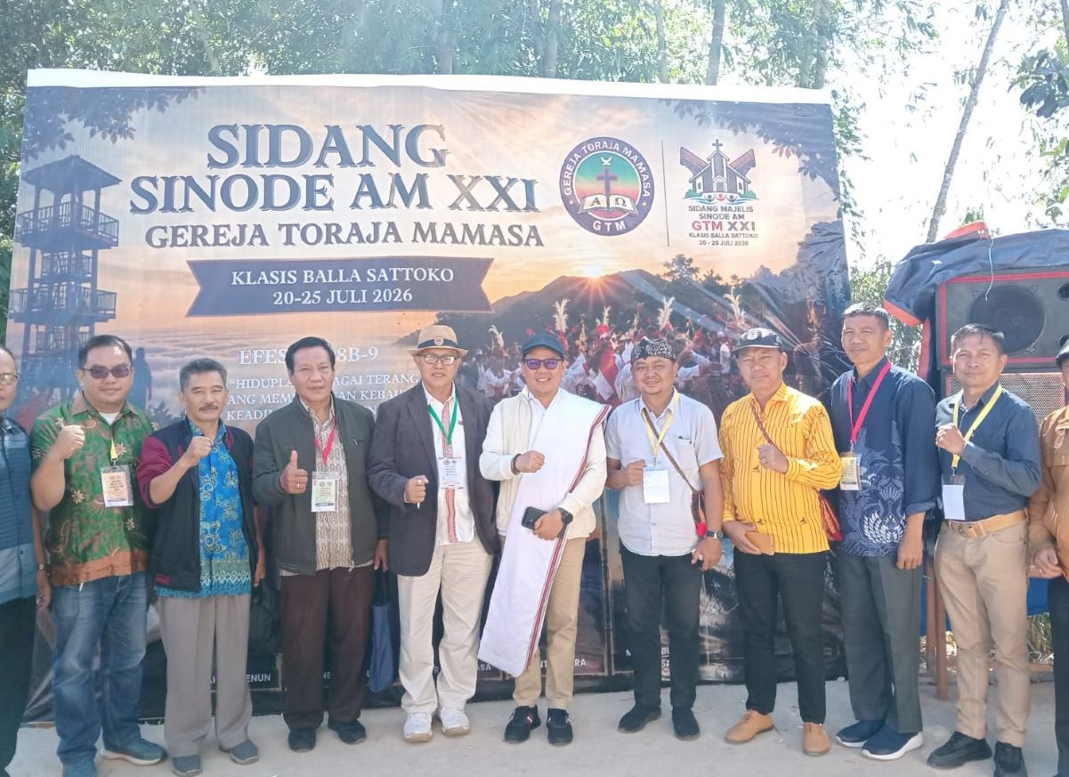Pimpinan Banggar MPR Hadiri SMSA XXI Gereja Toraja Mamasa dan Sampaikan Pesan Penting
