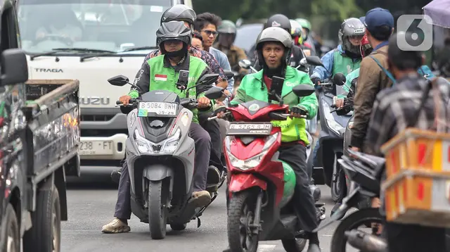 Pengaturan Hak dan Kewajiban Pengemudi Ojol Melalui Undang-Undang Tersendiri