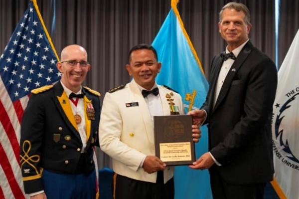 Prestasi Perwira TNI AL di Amerika Serikat