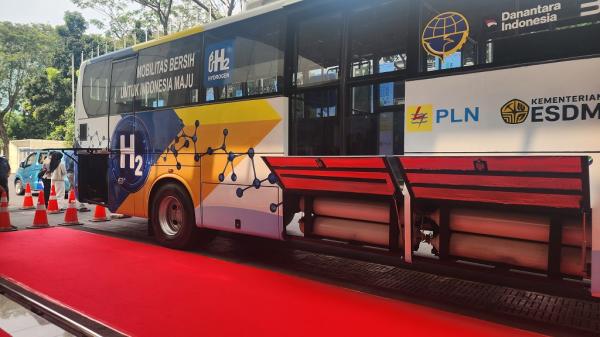 Penggunaan Hidrogen sebagai Bahan Bakar Bus Transjakarta
