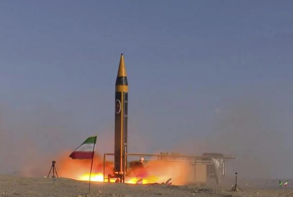Iran Akan Menghantam Pangkalan Militer AS di Timur Tengah