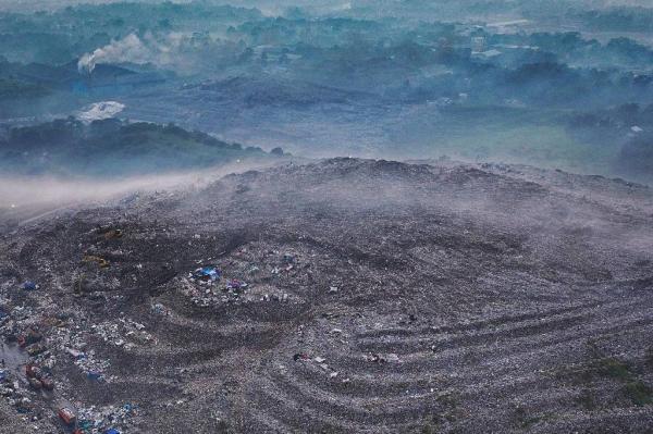 Jakarta Luncurkan Gerakan Pemilahan Sampah untuk Mengurangi Beban Bantargebang
