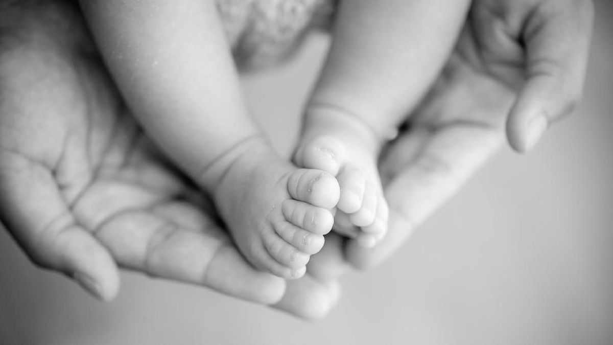 Pria 64 Tahun Akhirnya Punya Anak Setelah 10 Kali Jalani Bayi Tabung