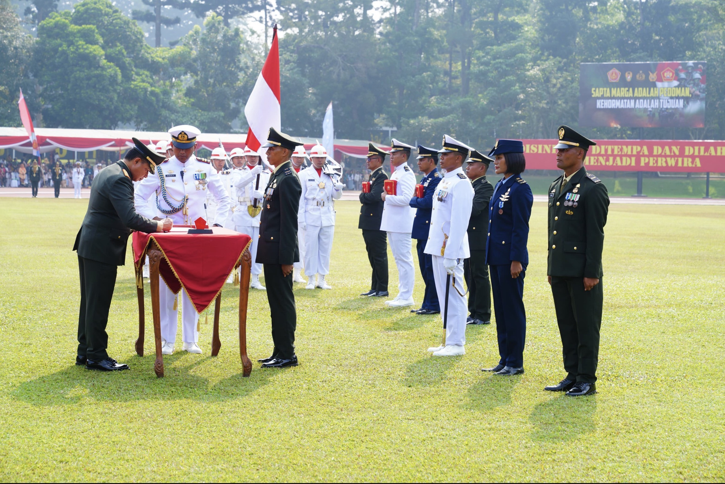Jenderal Agus Subiyanto Melantik 1.737 Perwira Remaja TNI dengan Amanat Penting