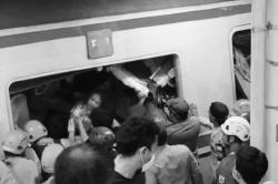 Kecelakaan KA Argo Bromo dan KRL di Bekasi
