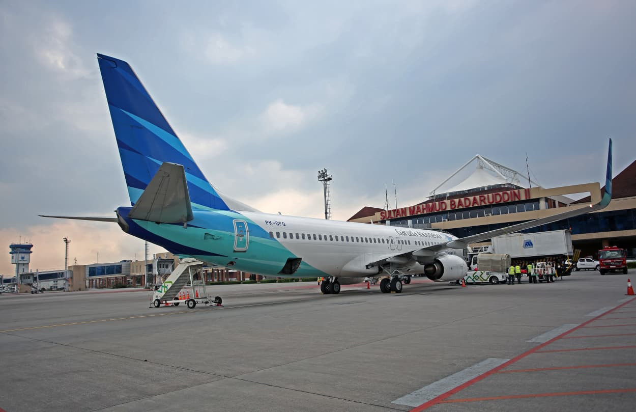 Kabut Asap Tipis Menyelimuti Palembang, Penerbangan di Bandara SMB II Masih Normal