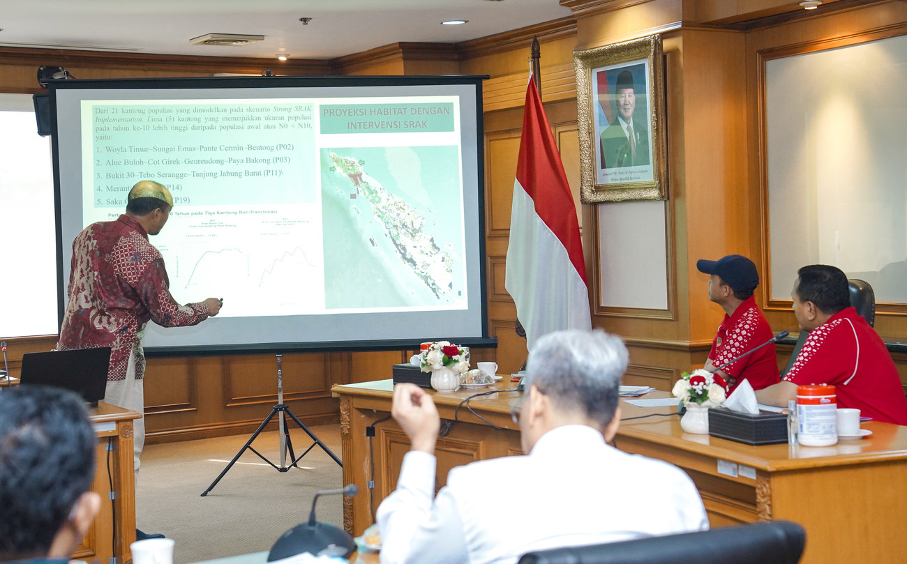 Kementerian Kehutanan Maksimalkan Operasi Modifikasi Cuaca untuk Cegah Karhutla di Kalteng dan Kalbar