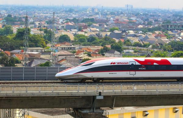 Pengambilalihan Utang Kereta Cepat Whoosh oleh Kemenkeu