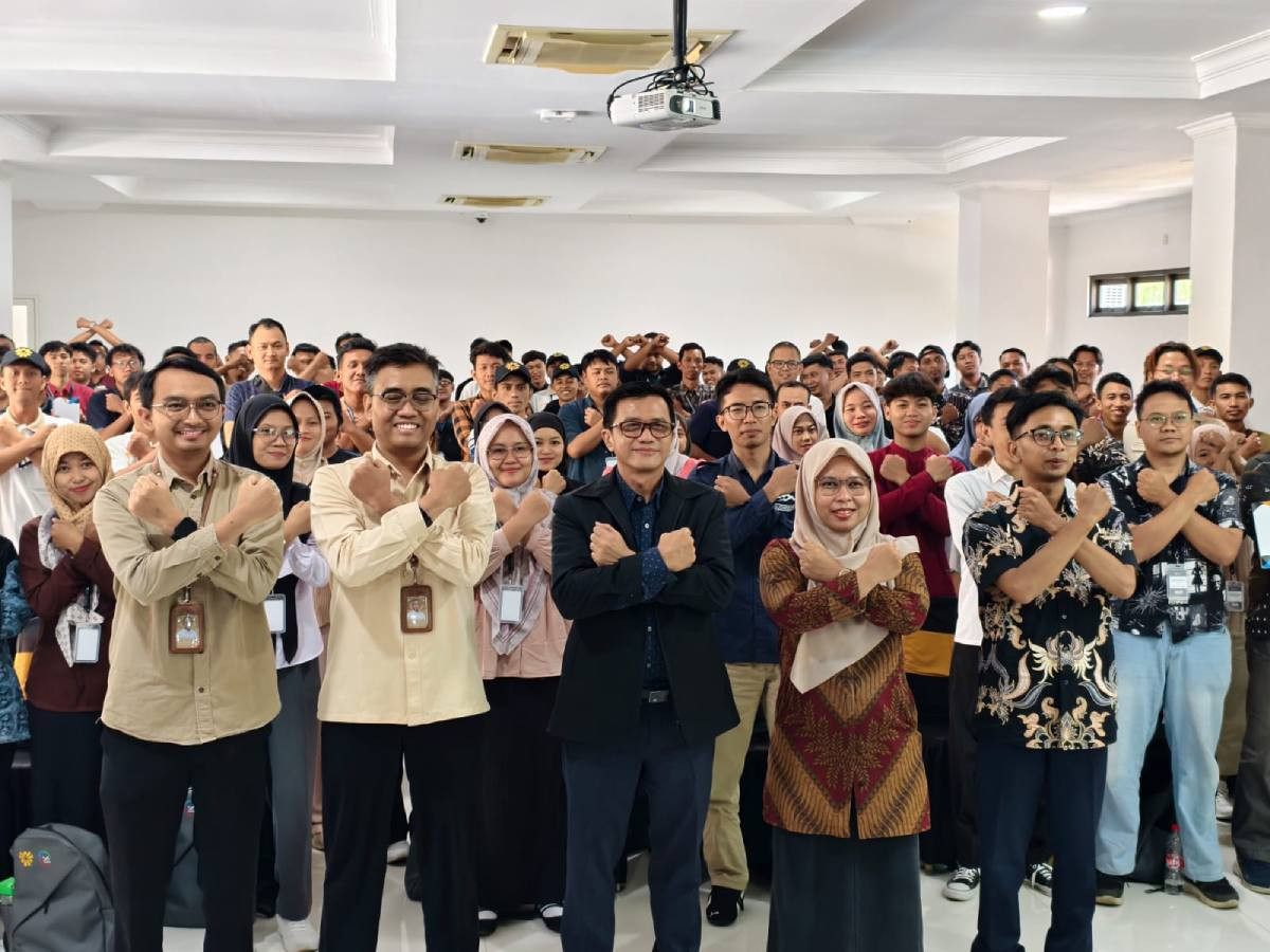 Kemenko Pemberdayaan Masyarakat Tinjau Pelatihan CPMI di Surabaya