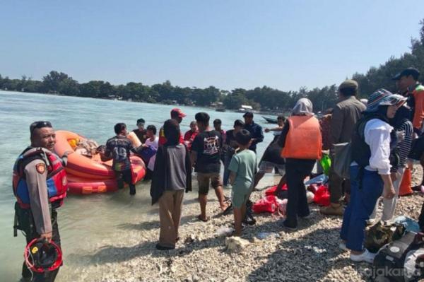 Kapal Penumpang Mengalami Mati Mesin di Perairan Kepulauan Seribu
