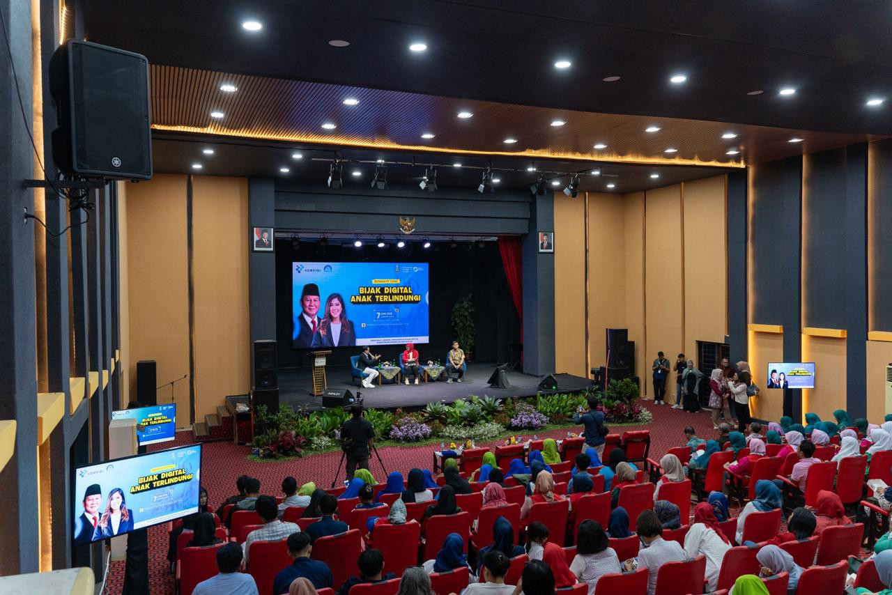 Komdigi Ajak Semua Pihak Bertanggung Jawab dalam Perlindungan Anak di Dunia Digital