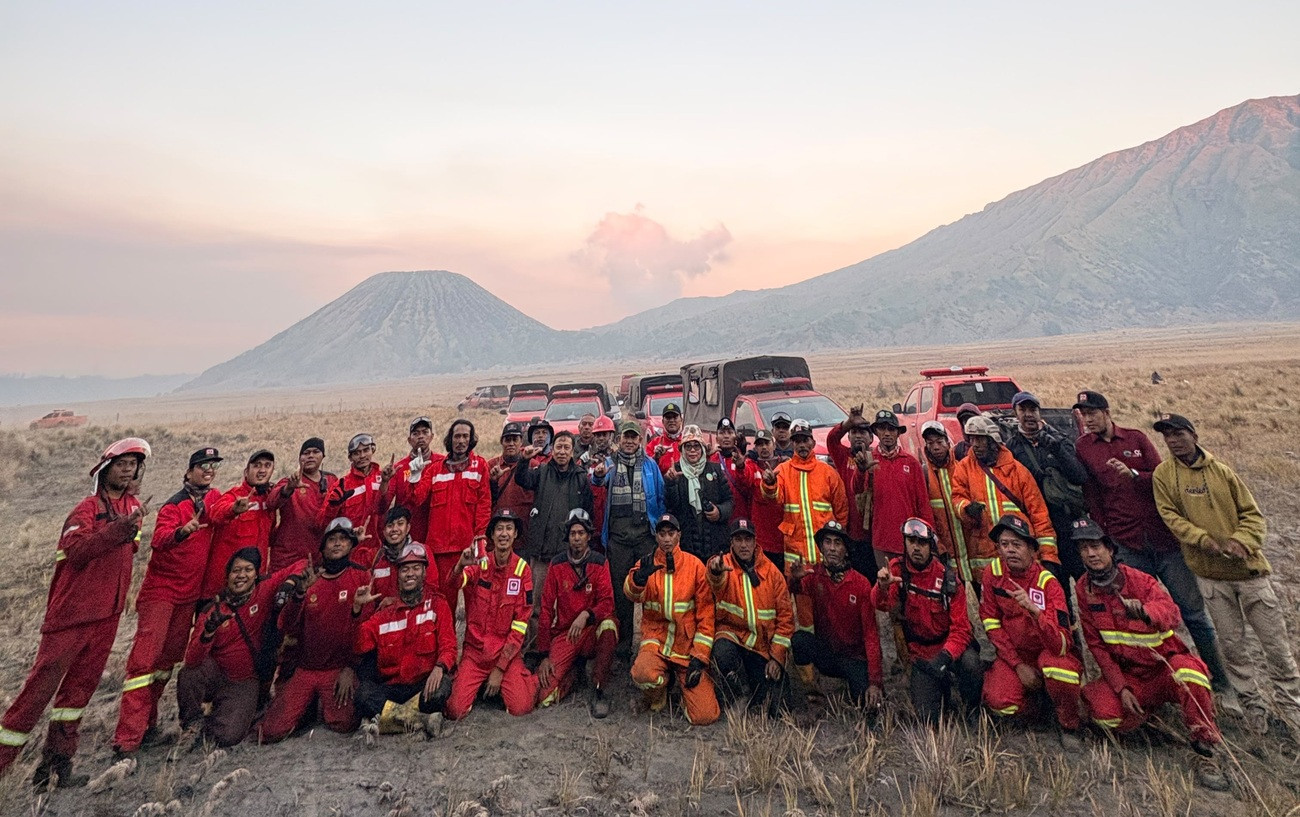 Kebakaran di Bromo Telah Padam, Proses Pendinginan Sedang Berlangsung