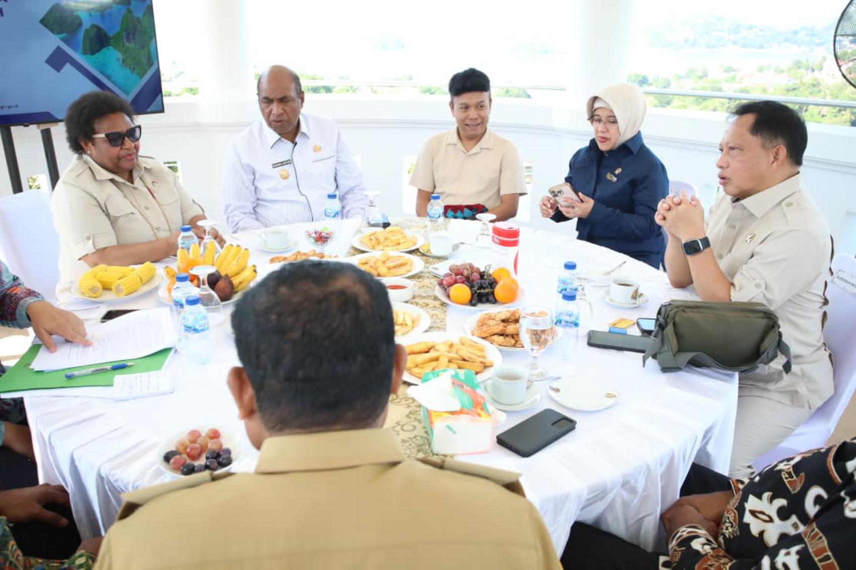 Mendagri Tito dan Gubernur Papua Berkomitmen Sukseskan Sensus Ekonomi 2026