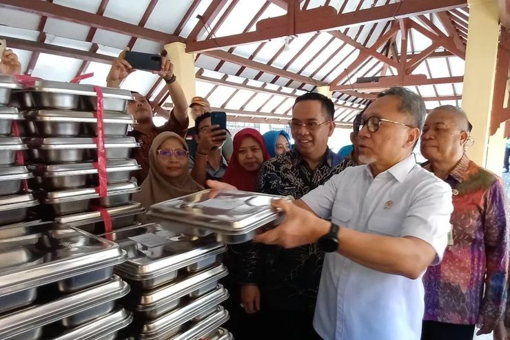 Menko Zulhas Beri Kelonggaran pada Sekolah untuk Menolak Menu MBG yang Tidak Sesuai