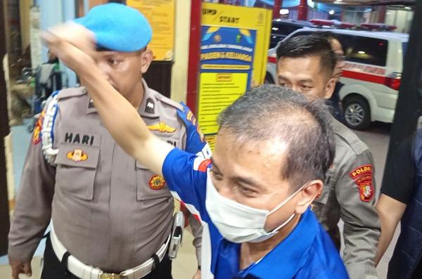 Penangkapan Roy Suryo dan Dokter Tifa: Pemeriksaan Kesehatan di RS Polri