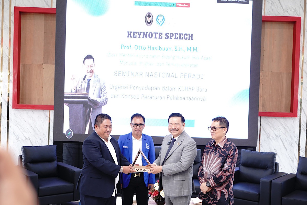 PBH Peradi Manado dan Unsrat Diskusikan Implementasi KUHP dan Harmonisasi KUHAP