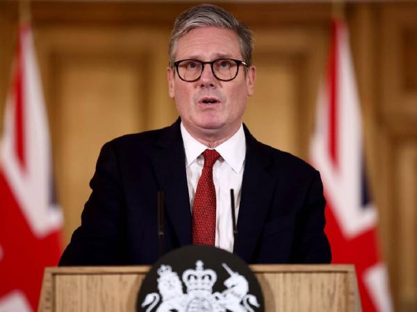 Krisis Kepemimpinan di Inggris: Keir Starmer Dikabarkan Akan Mundur