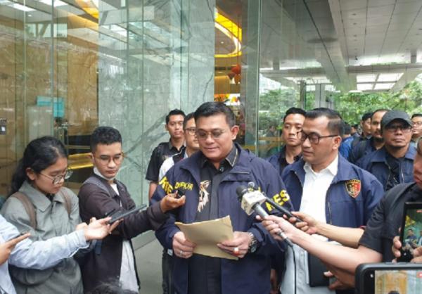 Eks Direktur OJK Ditetapkan sebagai Tersangka Kasus Penipuan
