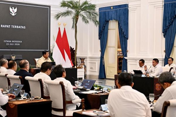 Rapat 5 Jam di Istana: Prabowo Perkuat Peran Koperasi Desa Merah Putih