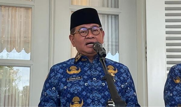 Pramono Setuju Ciangir Jadi Lokasi Penampungan Kompos untuk Tangani 9.000 Ton Sampah Jakarta