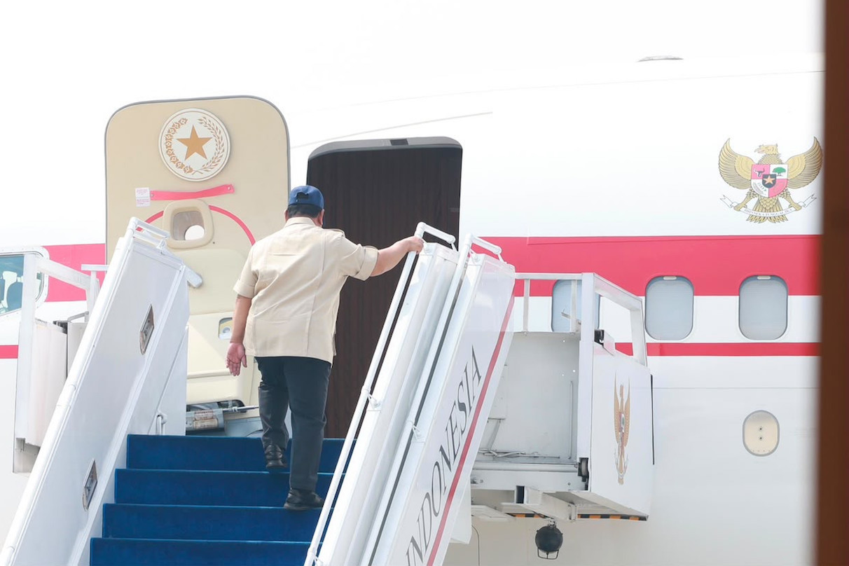 Presiden Prabowo Mengunjungi Kalimantan untuk Tinjau Karhutla dan Pemadamannya