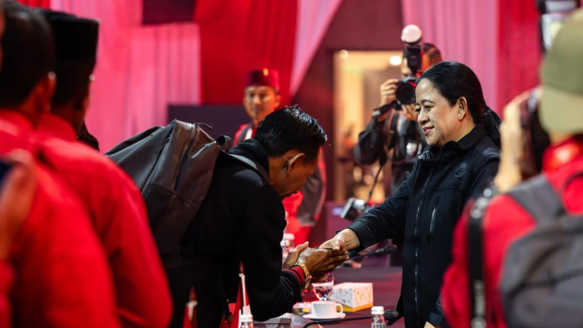 Puan Maharani Sanggah Kritik PDIP Disebut Abu-Abu