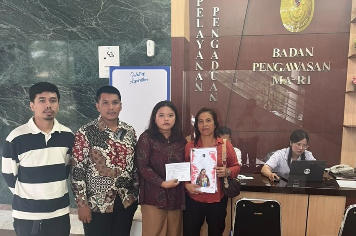 Lenny Damanik Melaporkan Hakim Militer ke Bawas MA Setelah Vonis Sertu Riza Pahlivi Tetap 10 Bulan Penjara