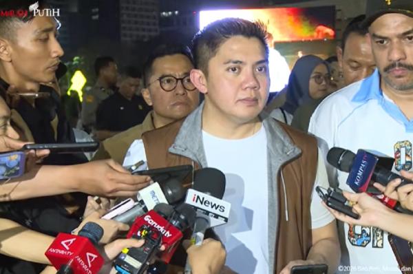 Insiden Antre Panjang di Bazar Rakyat Monas: Seskab Teddy Minta Maaf