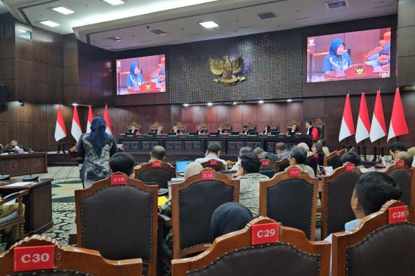 Pemerintah Hadirkan Kepala Sekolah untuk Pembelaan Program Makan Bergizi Gratis di Mahkamah Konstitusi