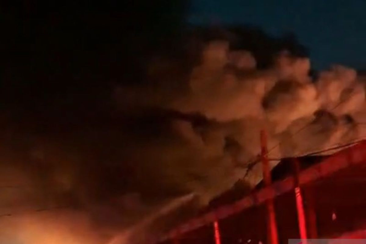 Tim Puslabfor Diterjunkan untuk Selidiki Kebakaran Gedung Bapenda DKI Jakarta