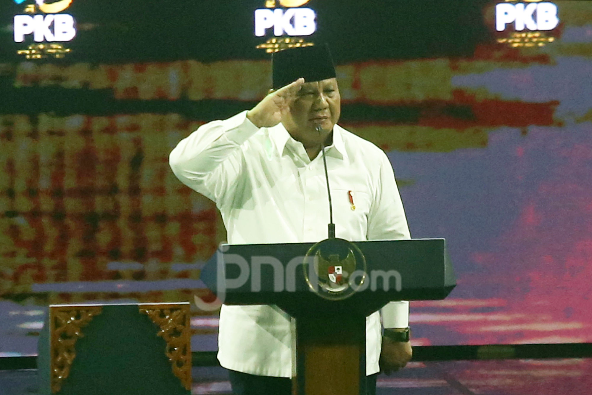 Prabowo Tegaskan Pemerintah Tidak Antikritik, Bedakan Kritik dan Fitnah