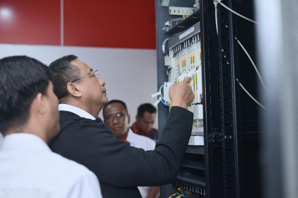 TelkomGroup Tingkatkan Konektivitas Satelit Telkomsat di 17 Lokasi Terdampak Gempa NTT