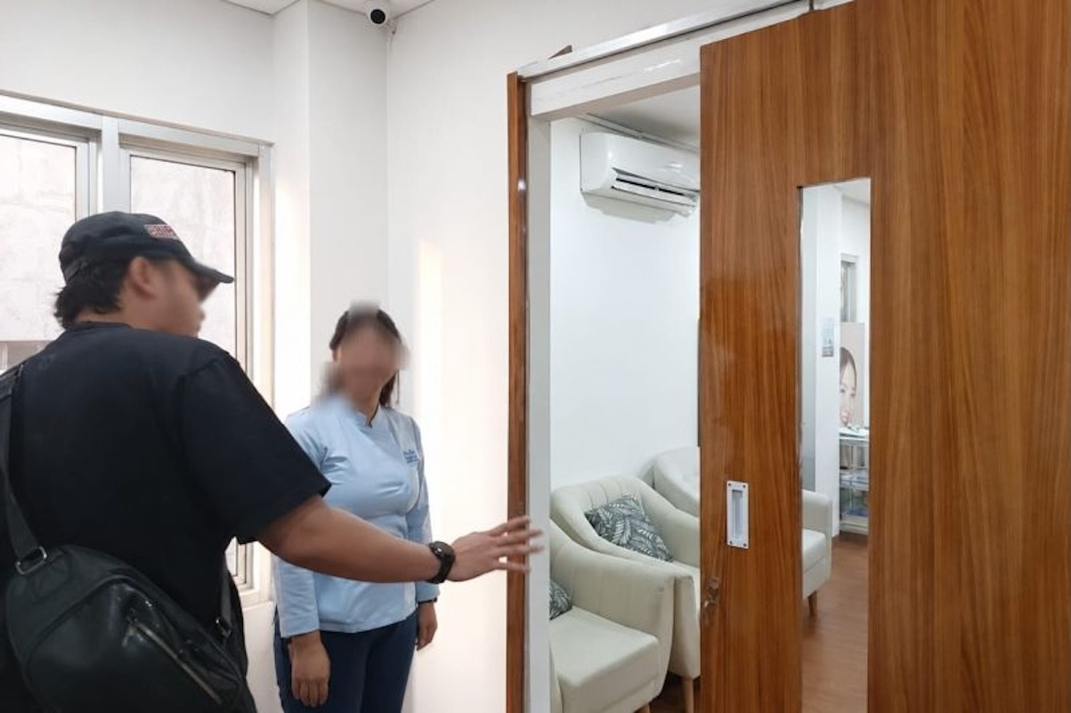 Dua Warga Negara Vietnam Dideportasi karena Praktik Kedokteran Ilegal di Jakarta Selatan